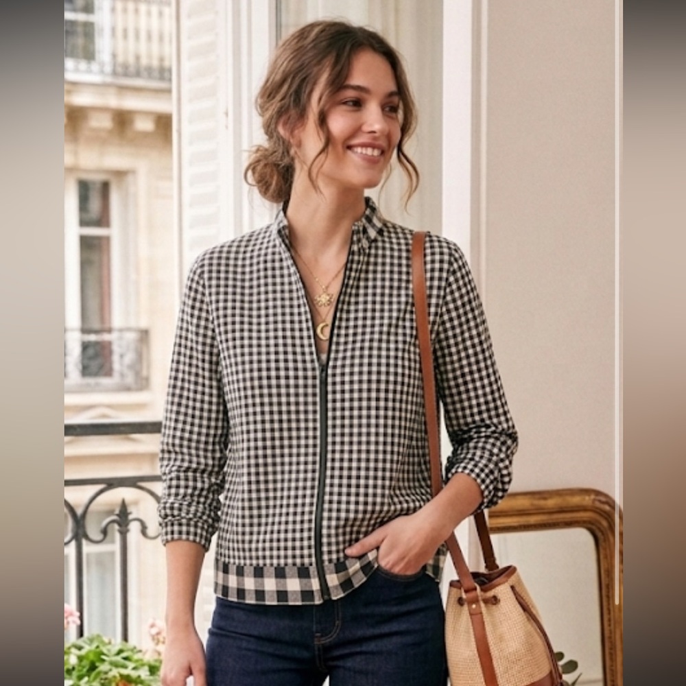 Vintage Christopher & Banks Gingham Zip-Up blouse. Size L.